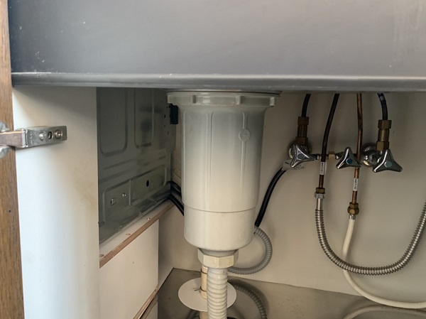ハウステックトップオープン食洗機取替え　給水接続